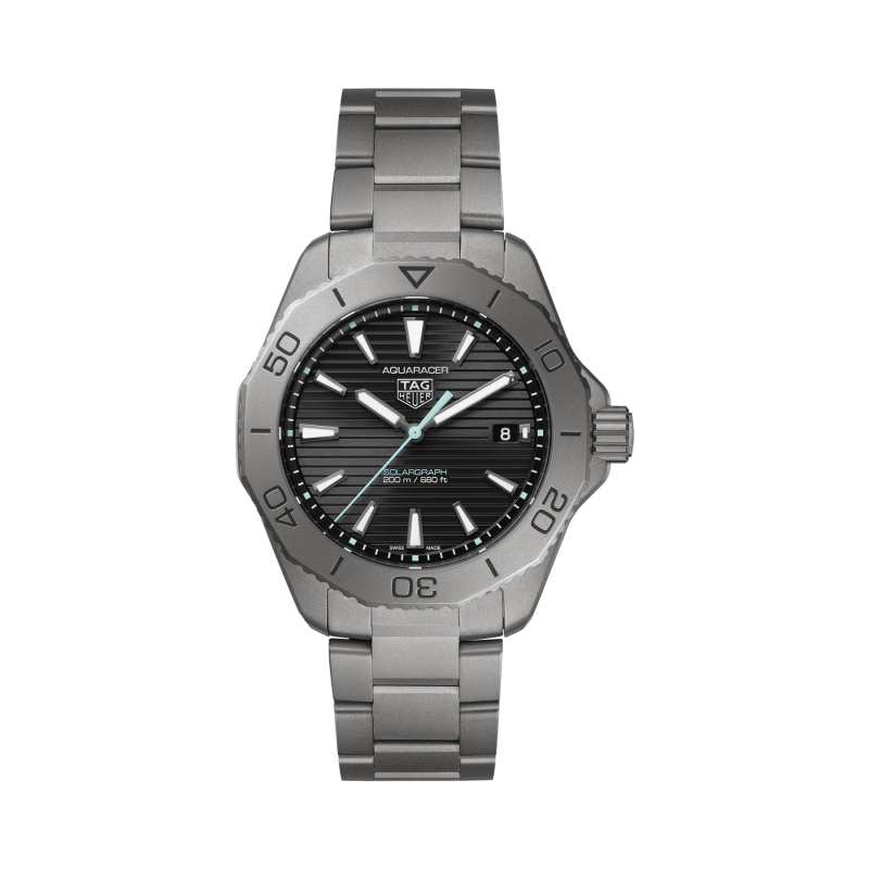 TAG Heuer Aquaracer Professional 200 Solargraph