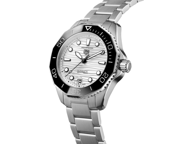 TAG Heuer Aquaracer Professional 300 – Bild 2