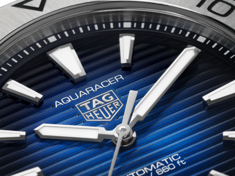 TAG Heuer Aquaracer Professional 200 Date – Bild 3